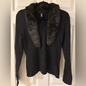 Apostrophe Black V-Neck Sweater with Faux Fur Collar Medium